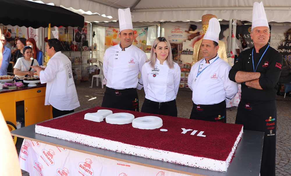Master Of Cake İzmir'de  birinci belli oldu