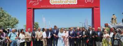 Ege’nin Sofrası Ayvalık’ta Kuruldu