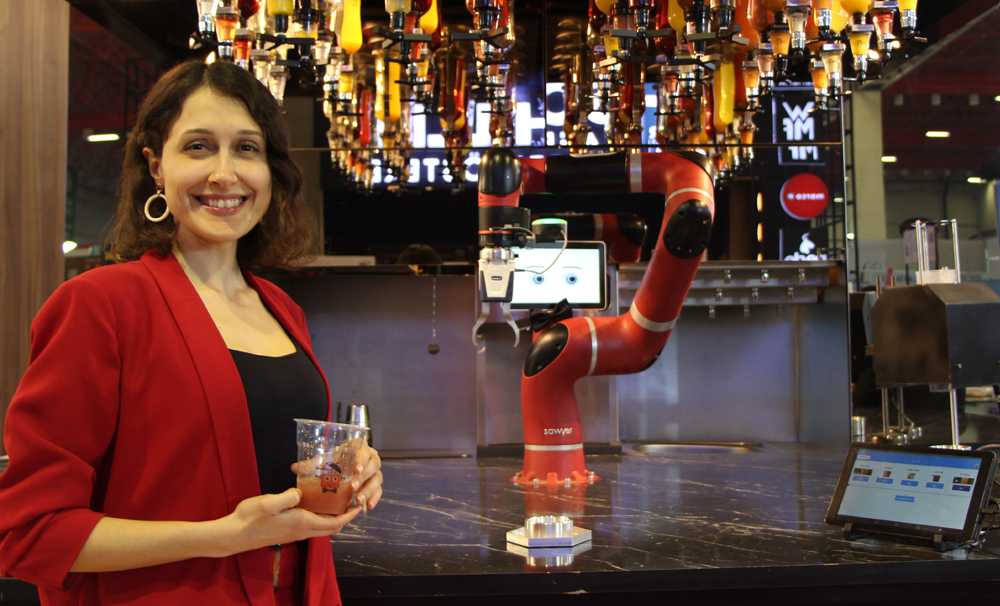 Barmen Robot, Horeca Sektörünün Hizmetinde