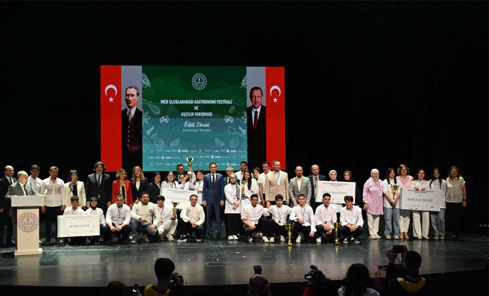 Genç şeflere ödül yağdı 